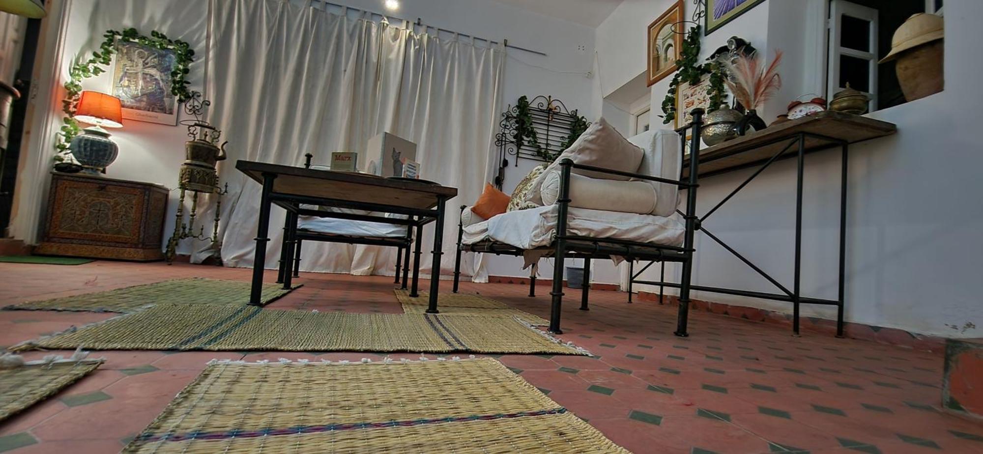 Hostel Banana Dar Baroud Tangier Exterior photo